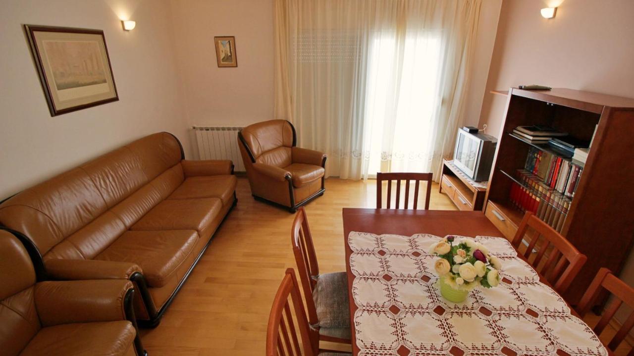 Apartment Ora Omiš Exterior foto